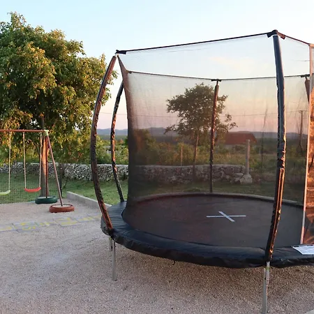 度假居 Potkova Ladevci