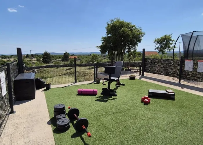 Vakantiehuis Potkova Ladevci